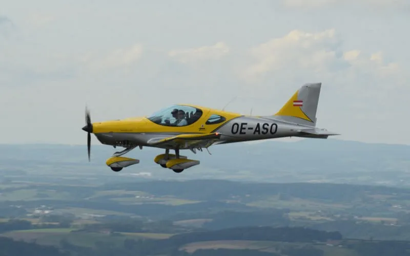 Bristell B23-915